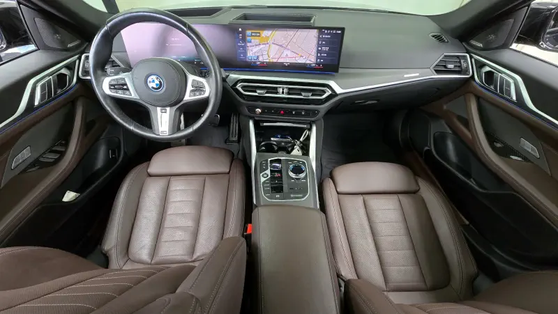 BMW i4