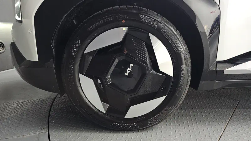 Kia EV5