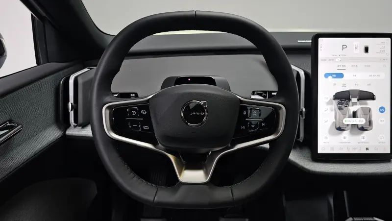 Volvo EX30