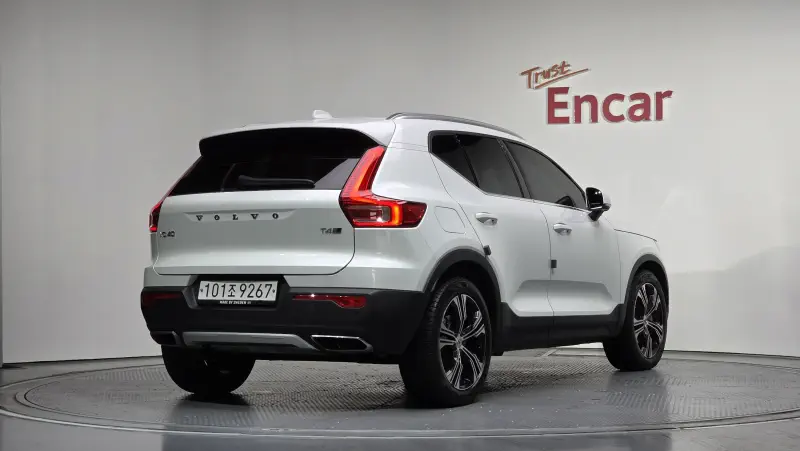 Volvo XC40