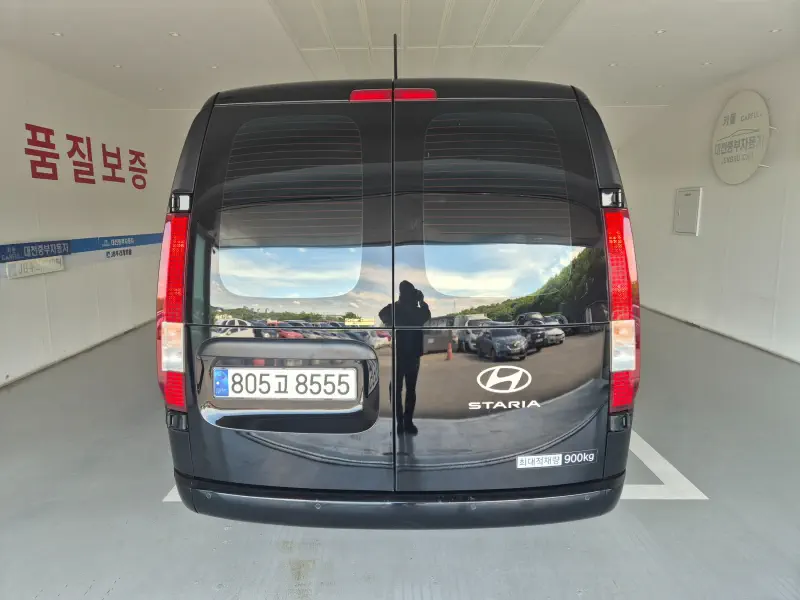 Hyundai Staria