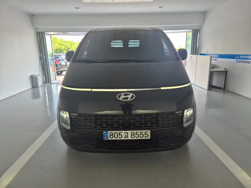 Hyundai Staria