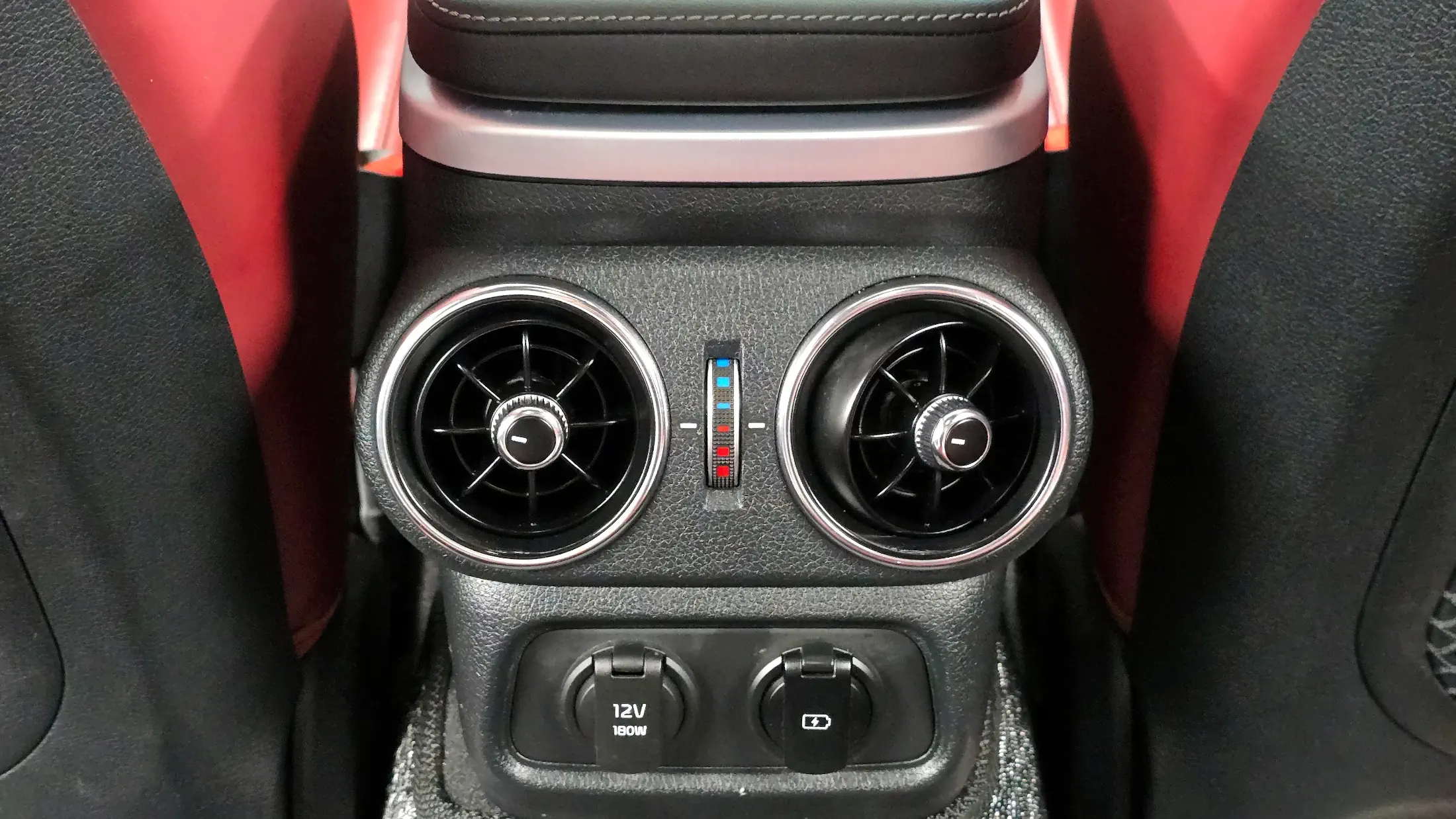 KIA STINGER 2020г.в. силовым агрегатом объёмом 1998 см3 на 255 л.с цвет Красный - экспорт из Кореи. Фото №18