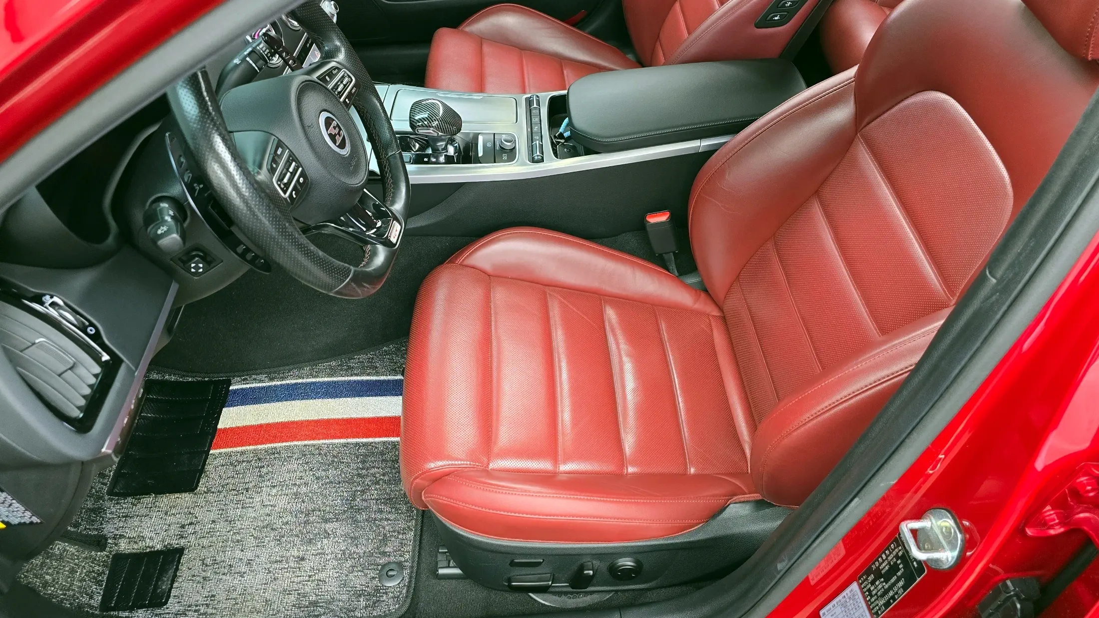 KIA STINGER 2020г.в. силовым агрегатом объёмом 1998 см3 на 255 л.с цвет Красный - экспорт из Кореи. Фото №30
