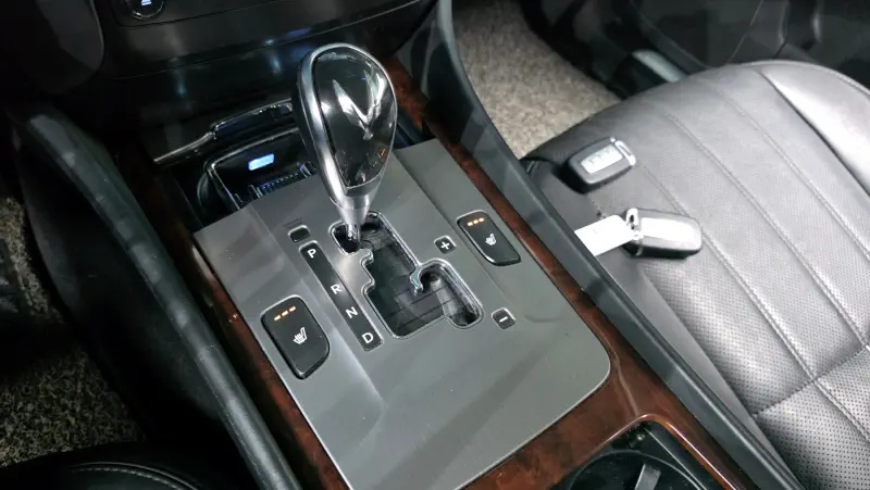 Hyundai Equus