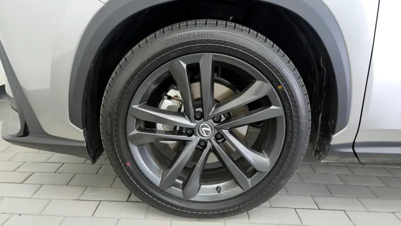 Lexus NX350h