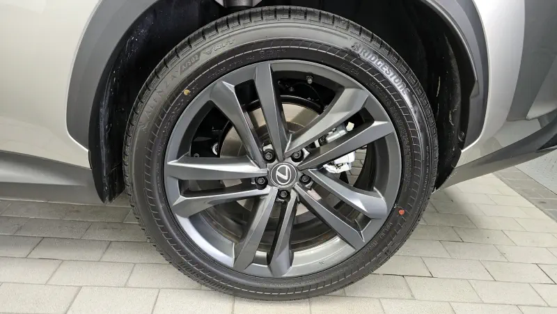 Lexus NX350h