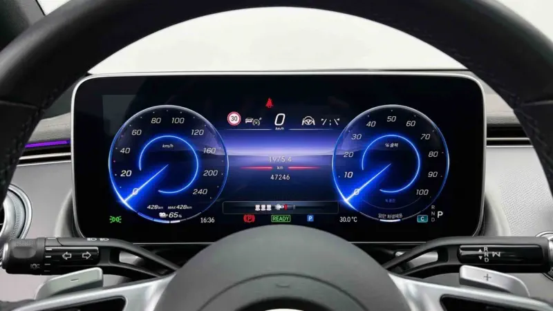 Mercedes-Benz EQE