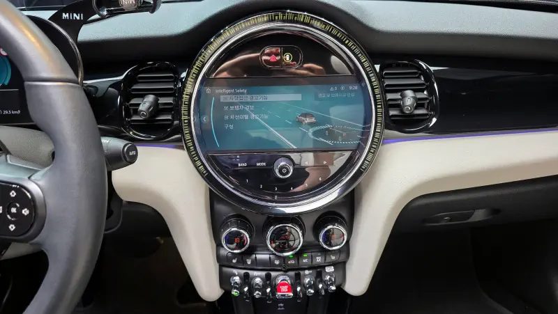 MINI Cabrio