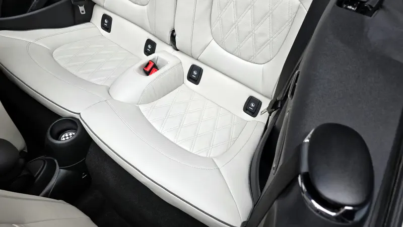 MINI Cabrio