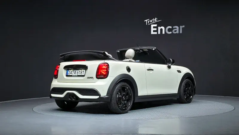 MINI Cabrio