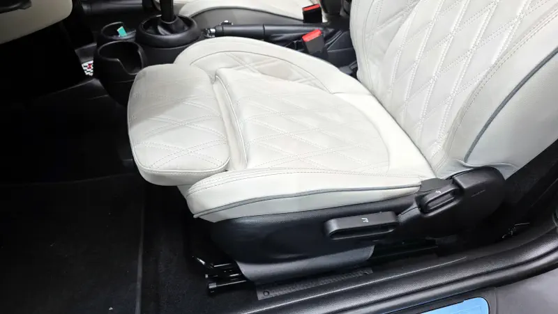 MINI Cabrio