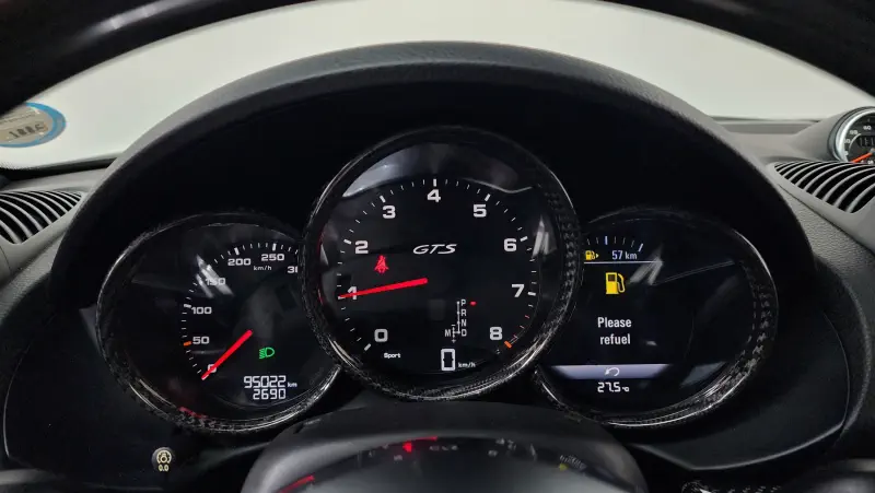 Porsche Cayman