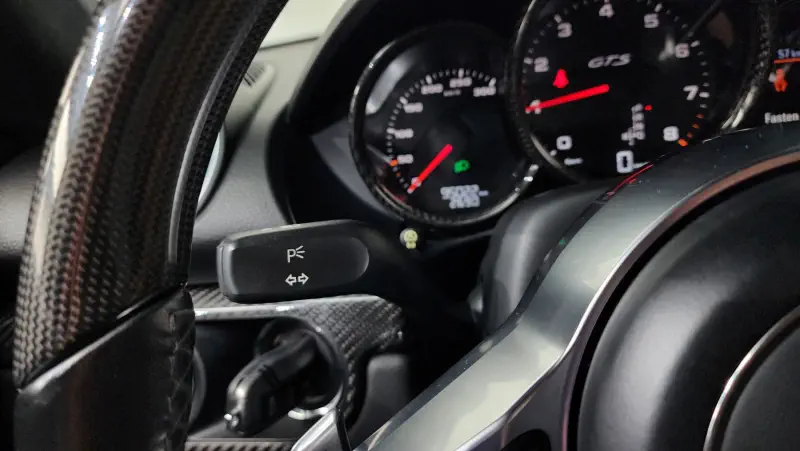 Porsche Cayman