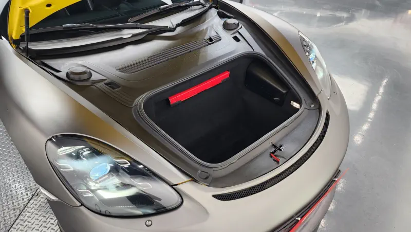Porsche Cayman