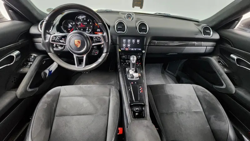 Porsche Cayman