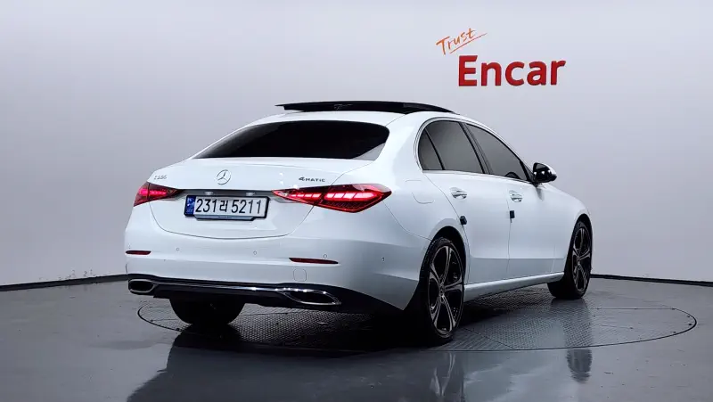 Mercedes-Benz C-Class