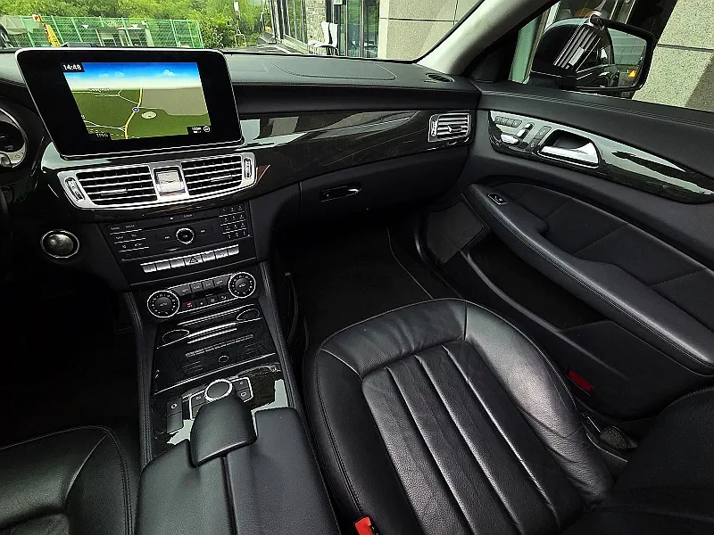 Mercedes-Benz CLS-Class