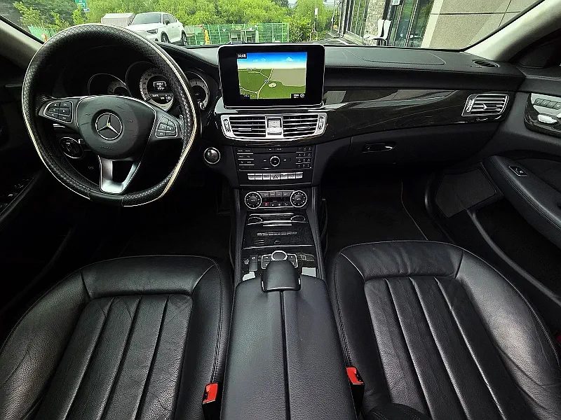Mercedes-Benz CLS-Class