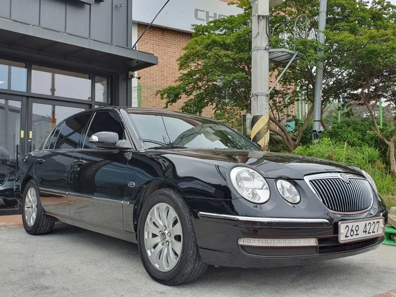 Kia OPIRUS
