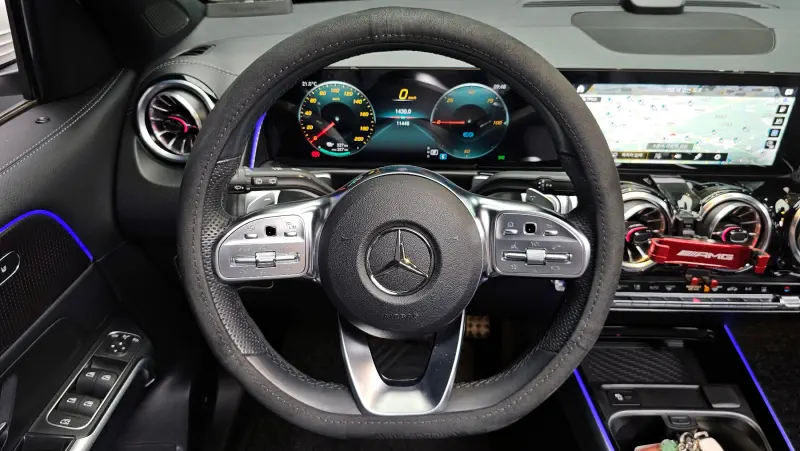 Mercedes-Benz EQB