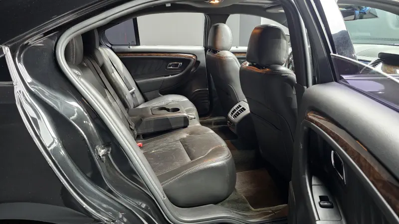 Ford Taurus
