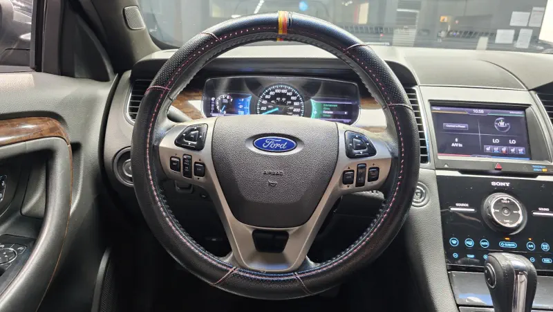 Ford Taurus