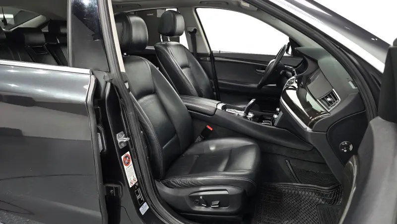 BMW 5-Series Gran Turismo