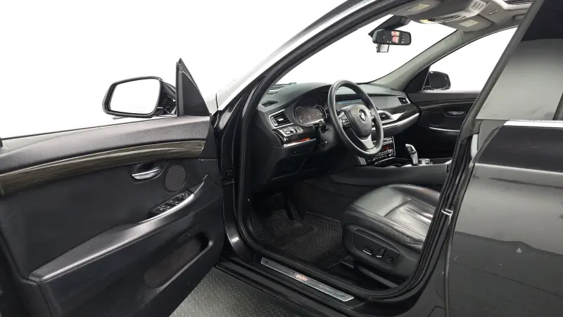 BMW 5-Series Gran Turismo