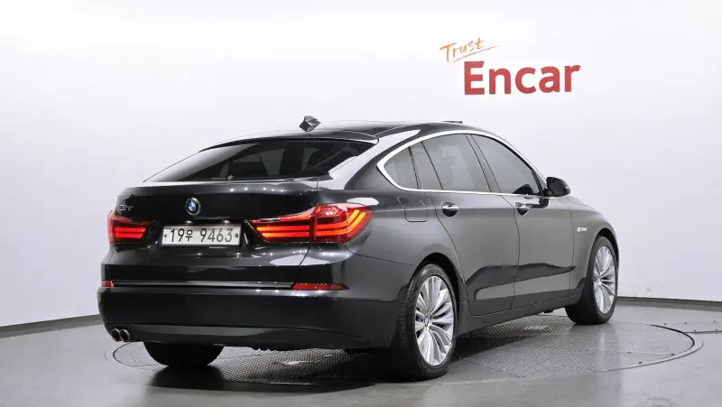 BMW 5-Series Gran Turismo