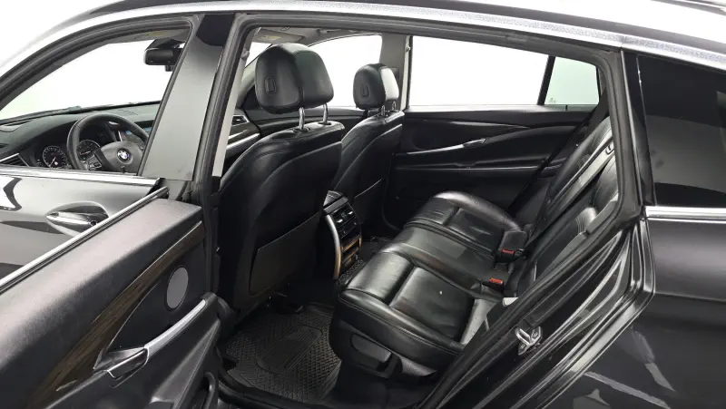 BMW 5-Series Gran Turismo