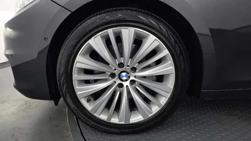 BMW 5-Series Gran Turismo
