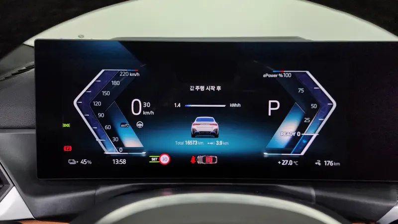 BMW i4