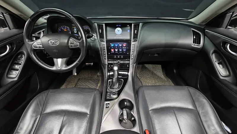 Infiniti Q50