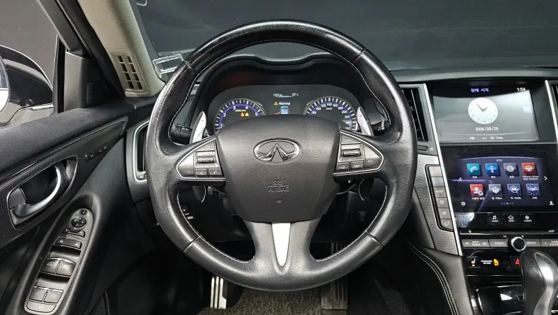 Infiniti Q50