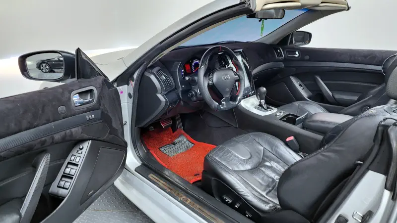 Infiniti G37