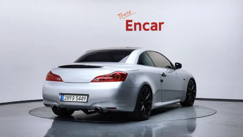Infiniti G37