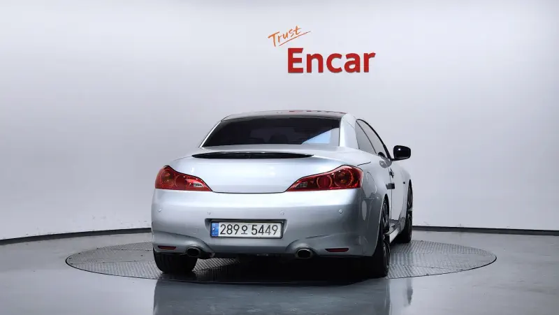 Infiniti G37