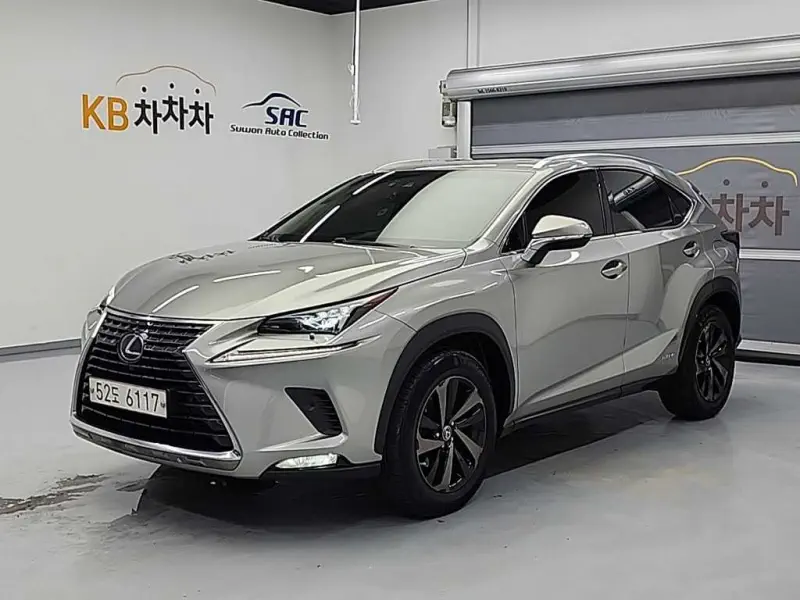 Lexus NX300h