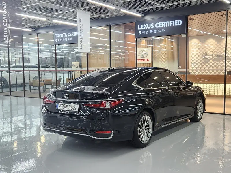 Lexus ES300h
