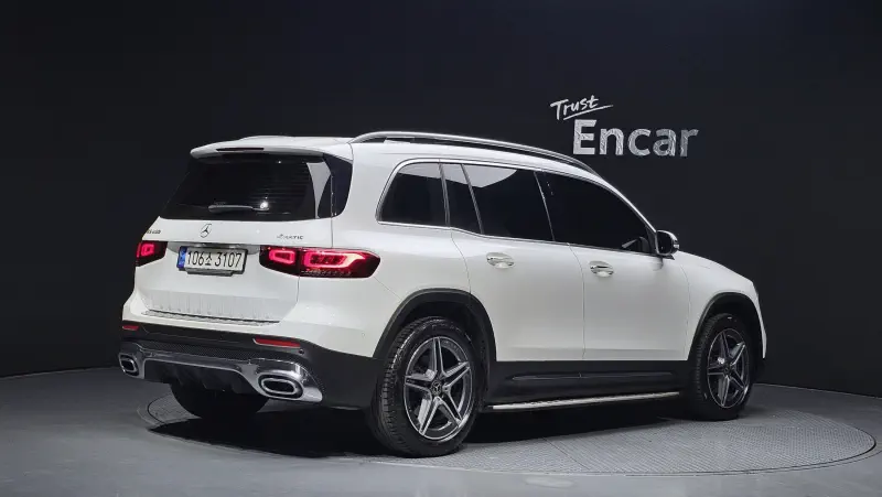 Mercedes-Benz GLB-Class