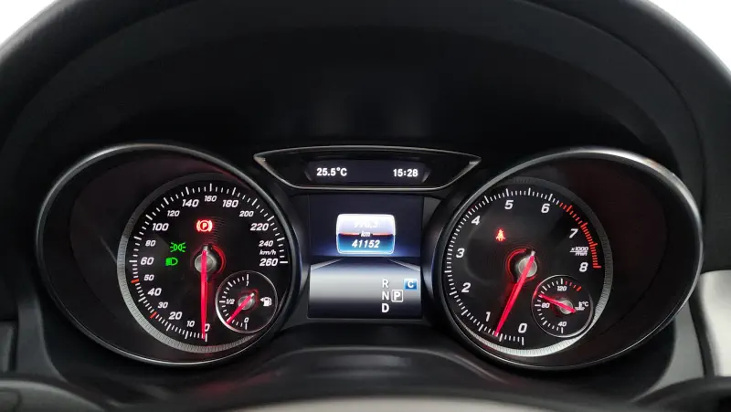 Mercedes-Benz GLA-Class