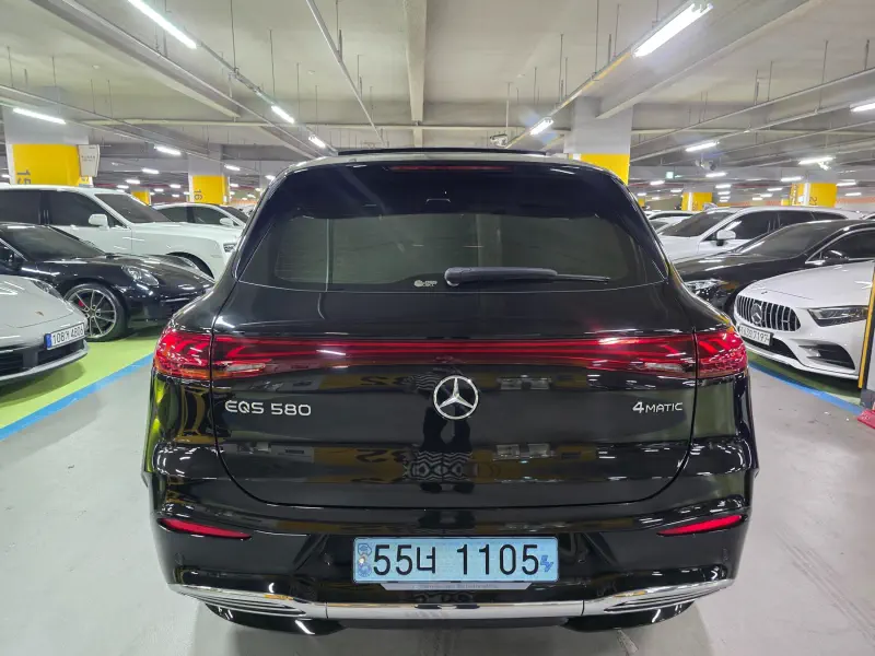 Mercedes-Benz EQS SUV