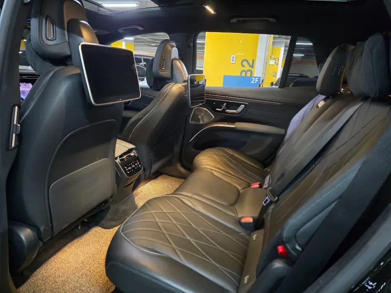 Mercedes-Benz EQS SUV