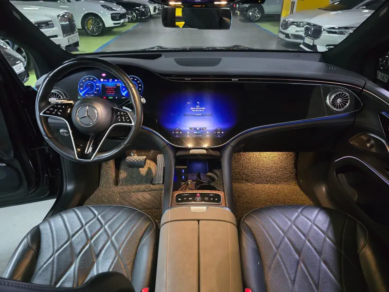 Mercedes-Benz EQS SUV