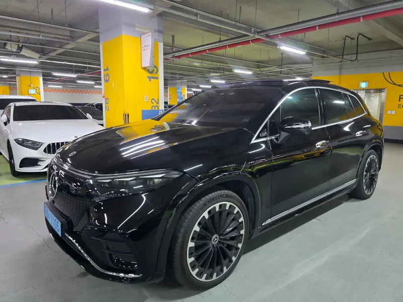 Mercedes-Benz EQS SUV
