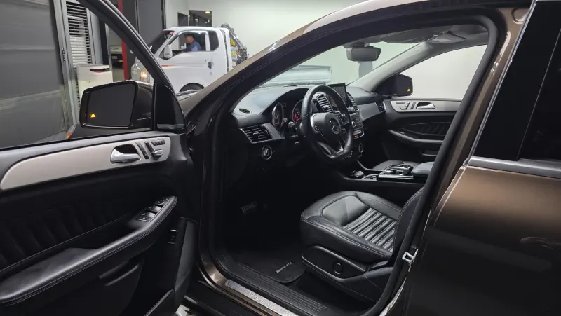 Mercedes-Benz GLE-Class