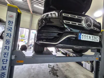 Mercedes-Benz GLS-Class