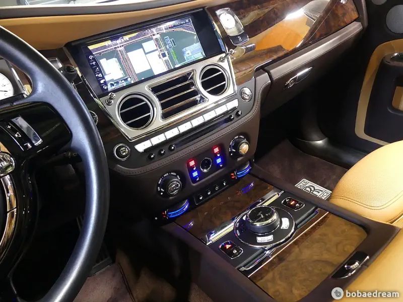 Rolls-Royce GHOST