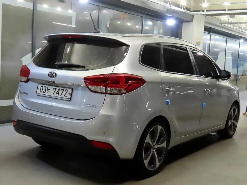 Kia Carens